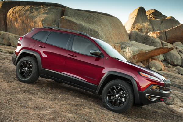 New Jeep Cherokee photo gallery